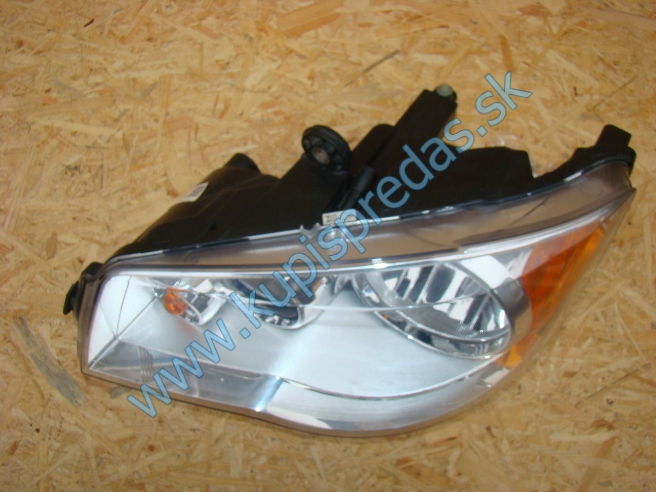Predné ľavé svetlo CHRYSLER VOYAGER / LANCIA VOYAGER
